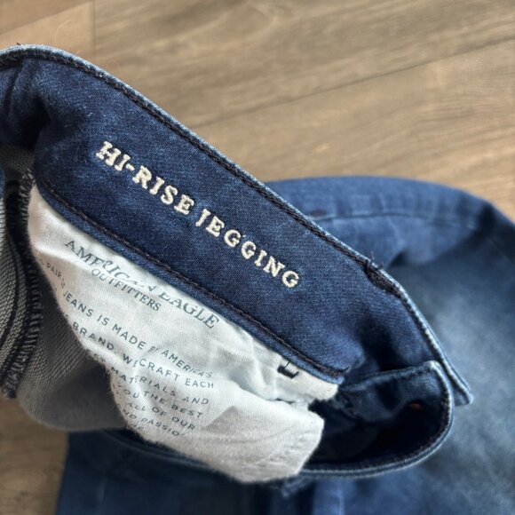 American Eagle Outfitters Super Stretchy Hi-Rise Jeggings - Picture 6 of 13